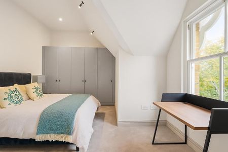 6 bedroom semi-detached house to rent - Photo 3