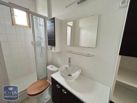 Location Appartement 3 pièces 70m² LE MANS 72000 - Photo 3