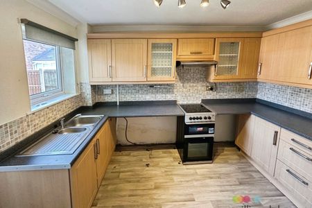 Lindholme Road, LINCOLN - Photo 4