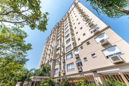 Apartamento com 3 quartos e 69m² para alugar em Passo da Areia, Porto Alegre. - Photo 3