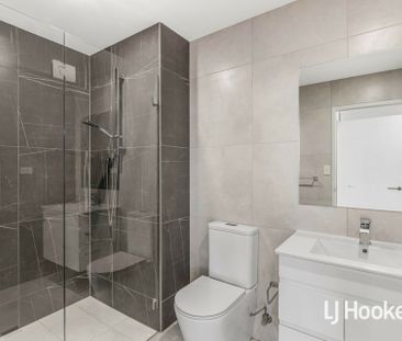 Spacious 2 Bedroom Apartment! - Photo 4