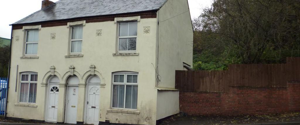 2 bedroom semi-detached house to rent - Photo 1