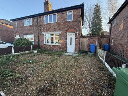 3 bedroom semi-detached house to rent - Photo 5