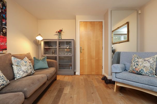 3 Bed Semi-Detached House, Whitehall Road, BS5 - Photo 1