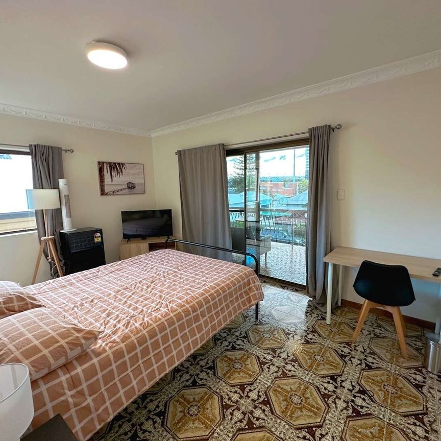 East Brisbane - Photo 1