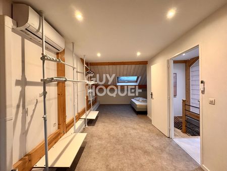 DUPLEX T2 Meublé PROCHE LAC Vue dégagée et terrasse - Photo 5