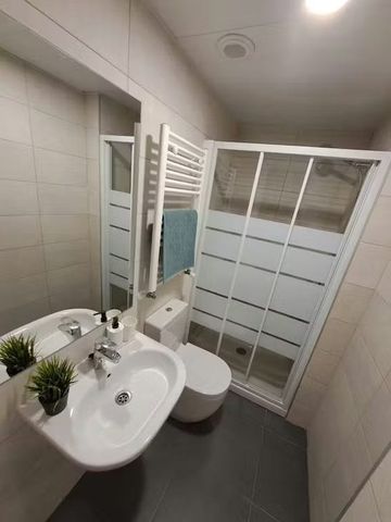 Calle de Mira El Sol, Madrid, Community of Madrid 28005 - Foto 3