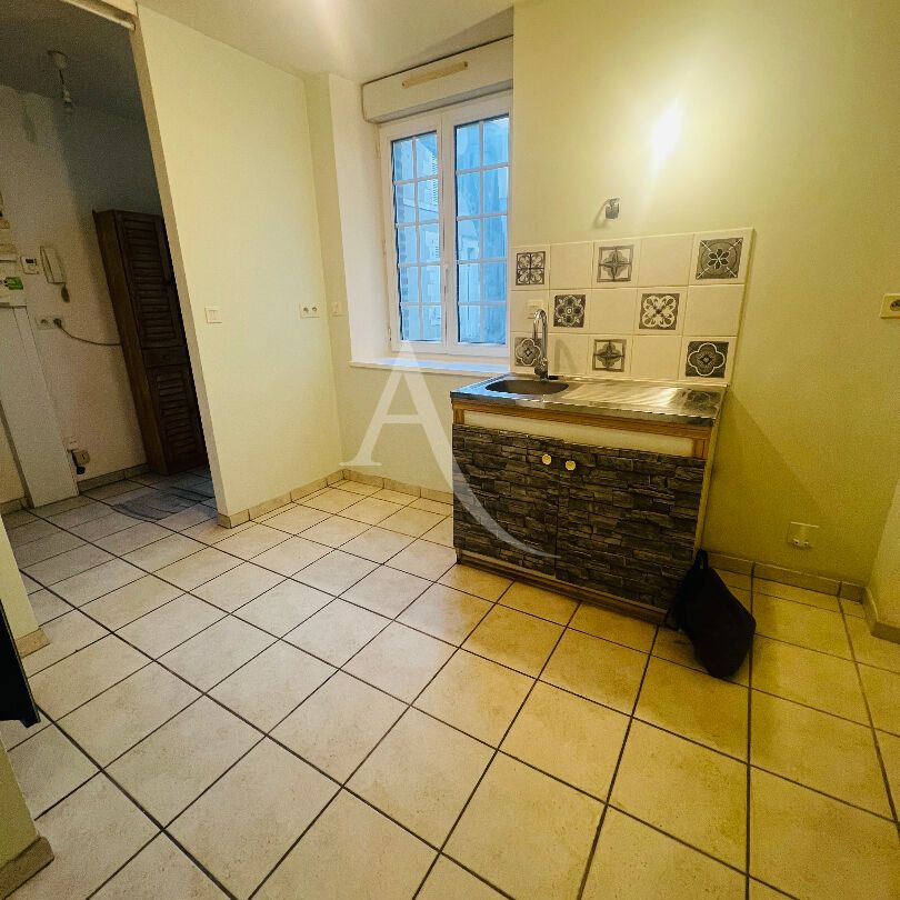 Location Appartement 2 pièces 57m² - Photo 1