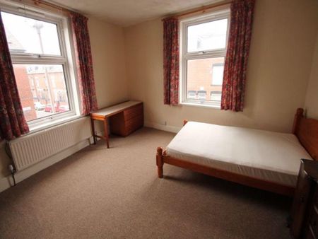 4 bedroom house to rent - Photo 4