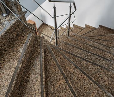 Direct proprietar - închiriere vilă spațiu birouri, cabinete ,clinica - Fotografie 2