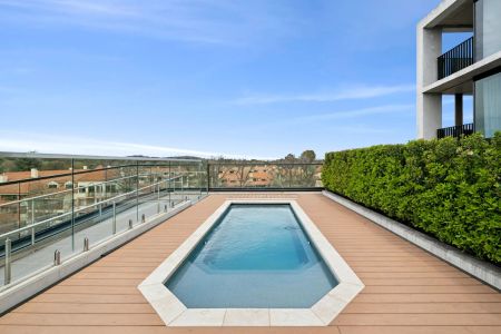 Convenience Meets Contemporary in The Heart of Canberra - Photo 2