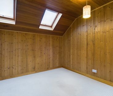 Somerville Court, Cirencester, Gloucestershire, GL7 - Photo 5