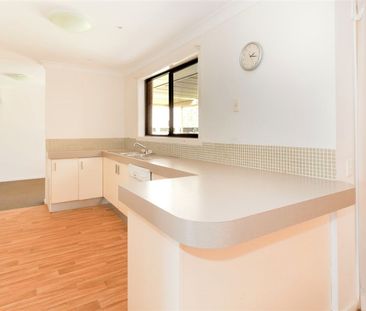 24 Branston Court - Photo 2