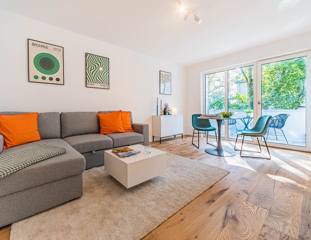 City-Residence: Frisch renovierte 2-Zimmer-Wohnung mit Balkon in der Nähe des Holzhausenparks - Foto 1