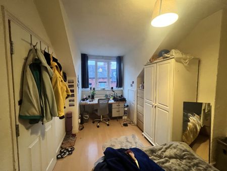 Burchett Grove - Photo 3