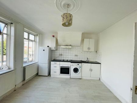 2 bedroom flat to rent - Photo 4