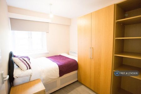 1 bedroom flat to rent - Photo 3