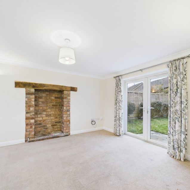 Lowridge House Station Road, Woodmancote, Cheltenham - Photo 1