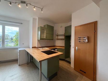 Zentrales Wohnen in Hartberg – Charmante 3-Zimmer-Wohnung mit Balkon und Parkplatz - Foto 3