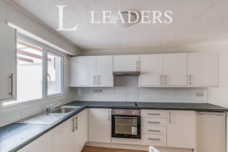 3 bedroom house to rent - Photo 2