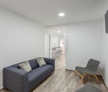 Calle Explorador Andrés, Valencia, Valencian Community 46022 - Photo 4