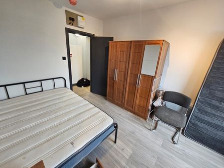 Studio Flat, London, W5 - Photo 3