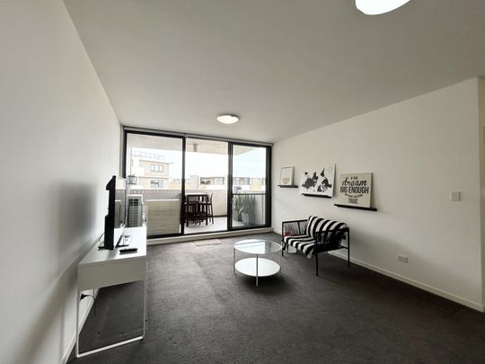 3 Beds Apartment With Fully Furnished For Rent - Photo 1