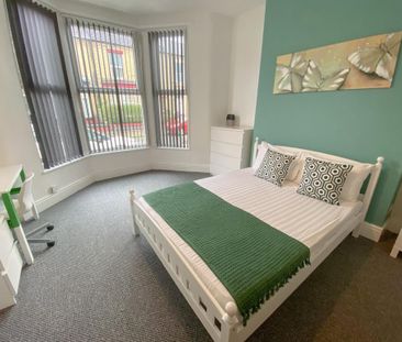 3 bedroom terraced house to rent - Photo 3