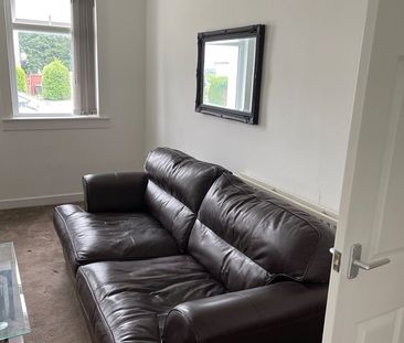 3 Bed Flat, Manor Drive, AB16 - Photo 5