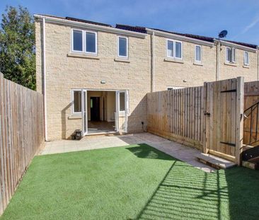 3 bedroom terraced house to rent - Photo 2