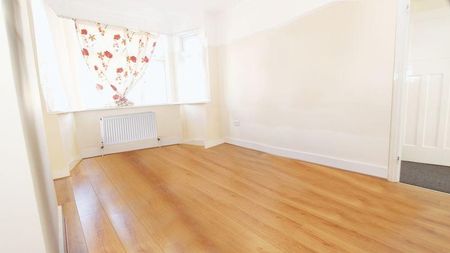4 bedroom terraced house to rent - Photo 5
