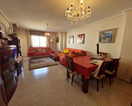 APARTMENT FOR RENT IN THE CENTER OF TORREVIEJA - PROVINCE OF ALICANTE - Photo 2