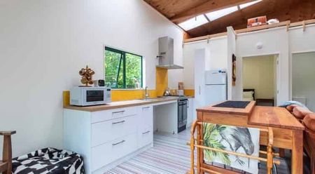 Slice of Paradise in Wine Country - Photo 3