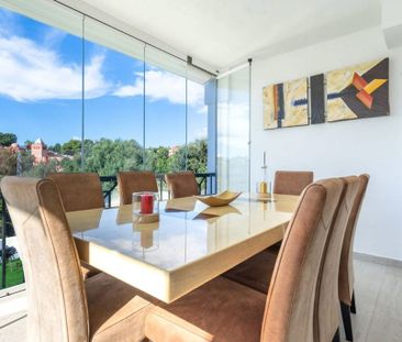 Luxury penthouse for rent in Marbella Del Este, Andalusia - Photo 5