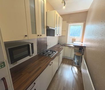 Price £680 pcm - Available Now - Unfurnished - Photo 5