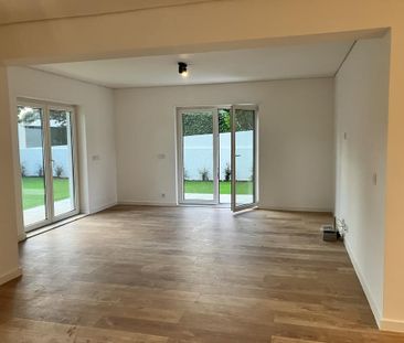 3 Bedroom Apartment with garden, São João do Estoril, Cascais - Photo 2