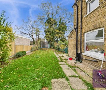 2 bedroom semi-detached house to rent - Photo 6