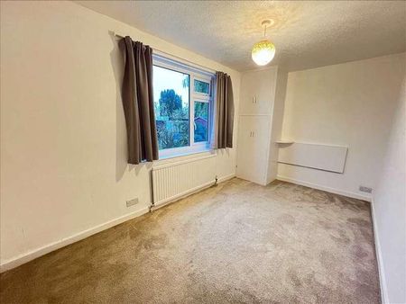 Green Park Road, Cayton, Scarborough, YO11 - Photo 2