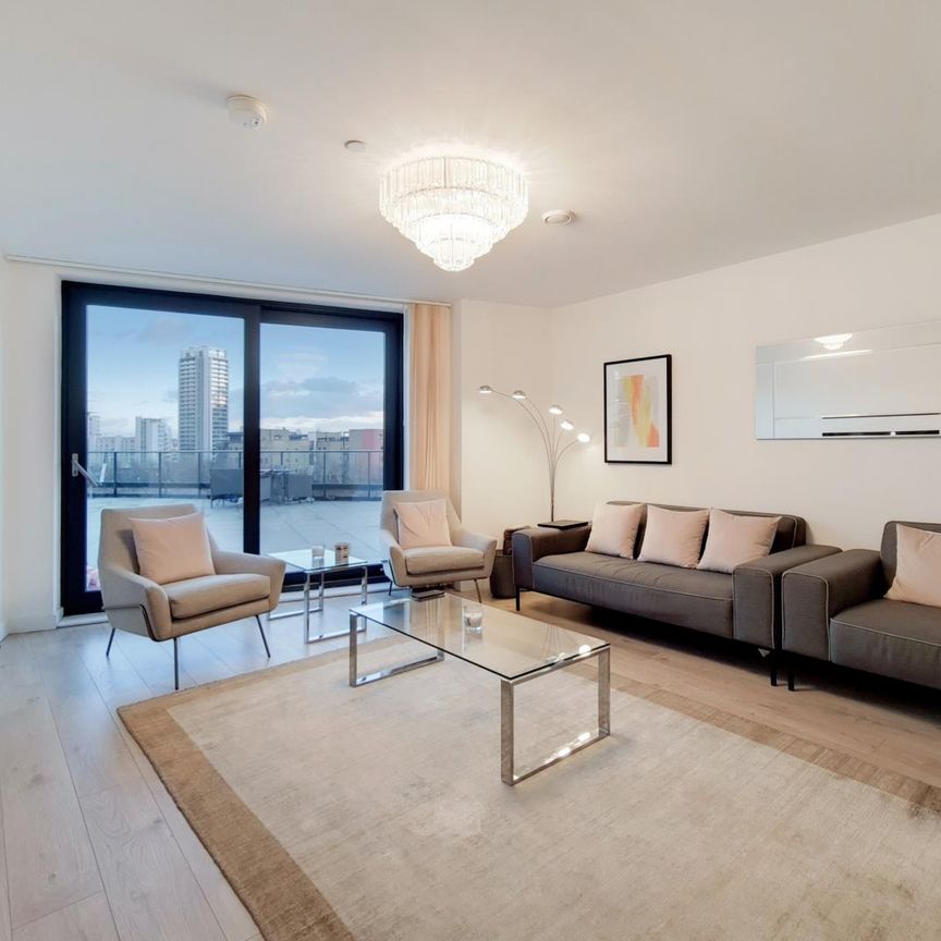 Roosevelt Tower, 18 Williamsburg Plaza, London - Photo 1