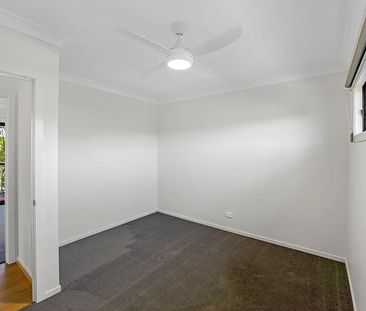 BILLS INCLUDED! - Photo 2