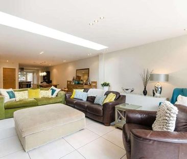 Somerset Road, Wimbledon Village, SW19 - Photo 4