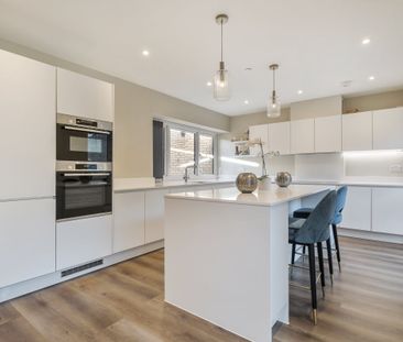 5 bedroom semi-detached house to rent - Photo 5