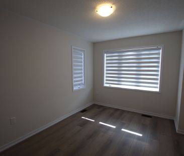 For Lease - 1372 Canfield Street, Oshawa, Ontario - Photo 2