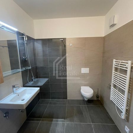 Apartment for rent, 1+KK - Studio, 33m - Photo 4
