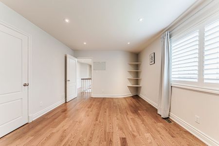 For Lease - 63 Ennisclare Drive, Oakville, Ontario - Photo 5