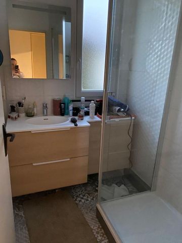 Location Maison - Saint-Sébastien-de-Morsent - Photo 4