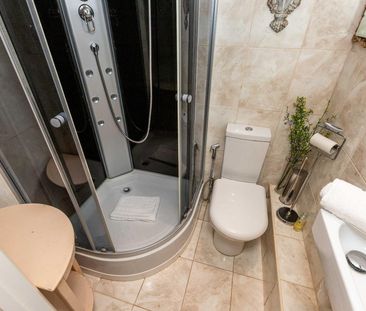 Brighton Road, Lancing - Photo 1