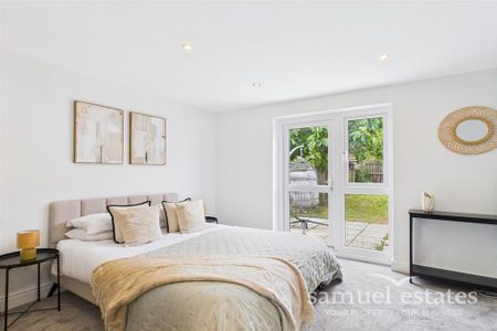 2 bedroom maisonette to rent - Photo 4