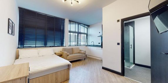 Studio to rent - Photo 2