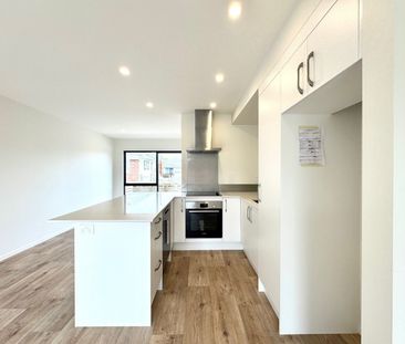 22C Royton Avenue, Mangere East, Auckland - Photo 2